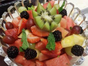 Fresh Seasonal Fruit: Mirror Display, Skewers or Bowl
