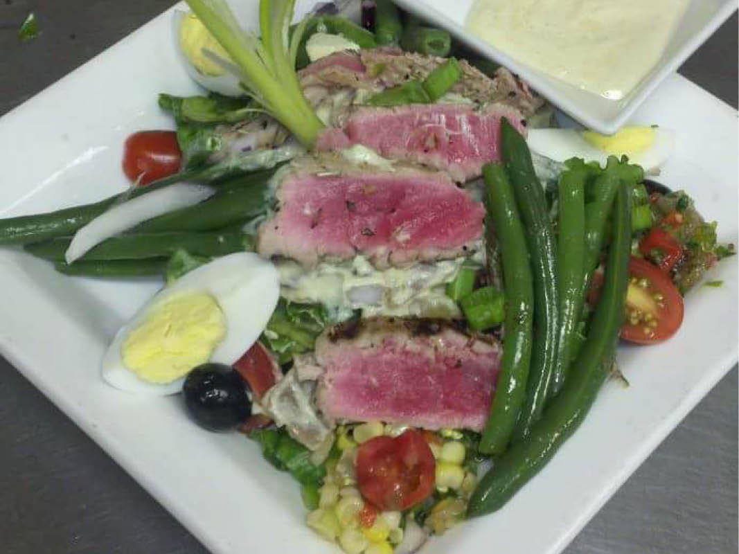 Classic Seared Tuna Nicoise Salad